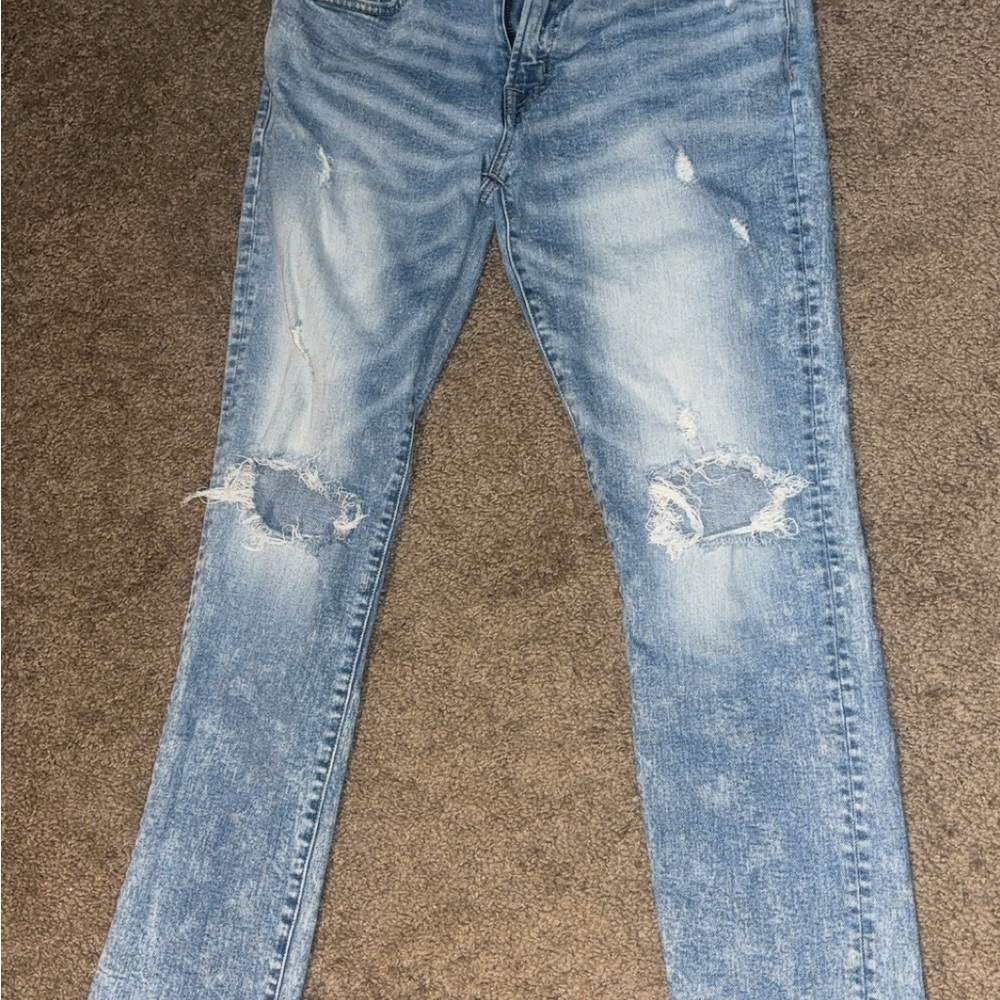 American eagle straight leg Distressed Jeans